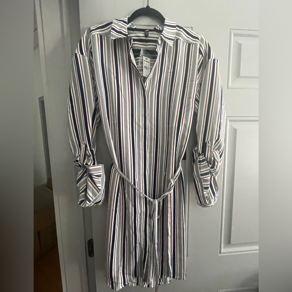 Express Women’s Portofino Shirt Dress, Size L, Blue & Burgundy Stripe.